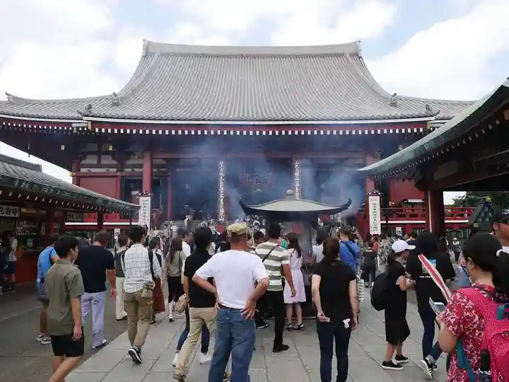 浅草寺の本殿・本堂