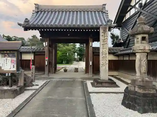 地蔵寺の山門