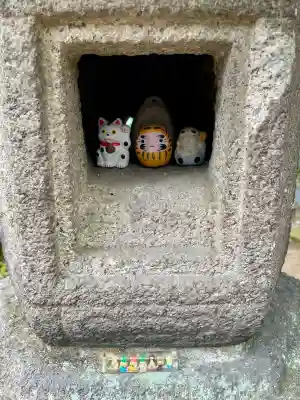 寿永寺の{uncategorized: "未分類", other: "その他", undefined: "問題あり", building: "その他建物", grave: "お墓", sacred_gate: "鳥居", guardian: "狛犬", statue: "像", buddha: "仏像", history: "歴史", nature: "自然", garden: "庭園", animal: "動物", pagoda: "塔", temizu: "手水舎", mountain_gate: "山門・神門", sanctuary: "本殿・本堂", subordinate: "末社・摂社", art: "芸術", scenery: "景色", jizo: "地蔵", ema: "絵馬", goshuin: "御朱印", omikuji: "おみくじ", items: "授与品その他", amulet: "お守り", goshuincho: "御朱印帳", eats: "食事", festival: "お祭り", votive_dance: "神楽", shichigosan: "七五三参", wedding: "結婚式", experience: "体験その他", initially: "初詣", around: "周辺", anti_infection: "感染症対策"}