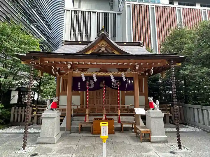 福徳神社(芽吹稲荷)の本殿・本堂