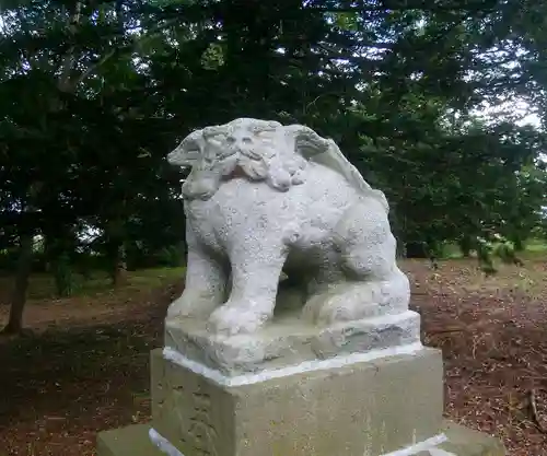 角田神社の狛犬