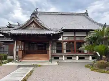 三福寺の本殿・本堂