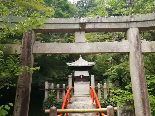 宝積寺の鳥居