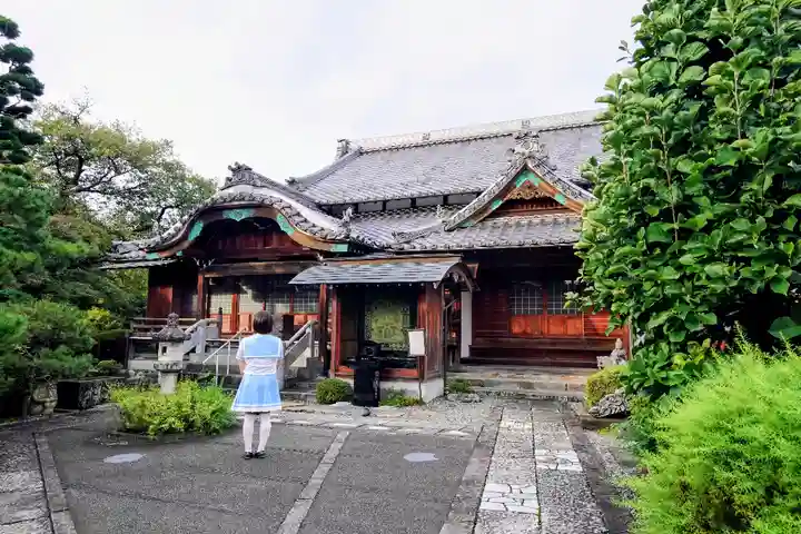 霊鷲院(曼陀羅寺塔頭)の本殿・本堂