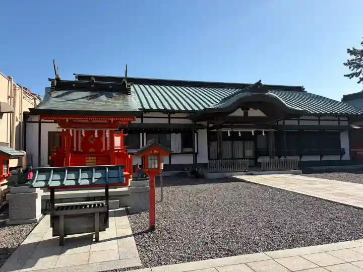 五社神社 諏訪神社の{uncategorized: "未分類", other: "その他", undefined: "問題あり", building: "その他建物", grave: "お墓", sacred_gate: "鳥居", guardian: "狛犬", statue: "像", buddha: "仏像", history: "歴史", nature: "自然", garden: "庭園", animal: "動物", pagoda: "塔", temizu: "手水舎", mountain_gate: "山門・神門", sanctuary: "本殿・本堂", subordinate: "末社・摂社", art: "芸術", scenery: "景色", jizo: "地蔵", ema: "絵馬", goshuin: "御朱印", omikuji: "おみくじ", items: "授与品その他", amulet: "お守り", goshuincho: "御朱印帳", eats: "食事", festival: "お祭り", votive_dance: "神楽", shichigosan: "七五三参", wedding: "結婚式", experience: "体験その他", initially: "初詣", around: "周辺", anti_infection: "感染症対策"}