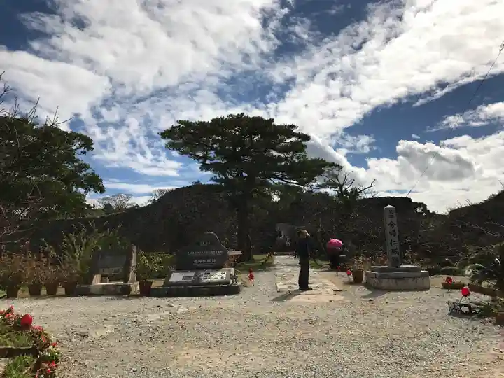 今帰仁里主所火の神(沖縄県)