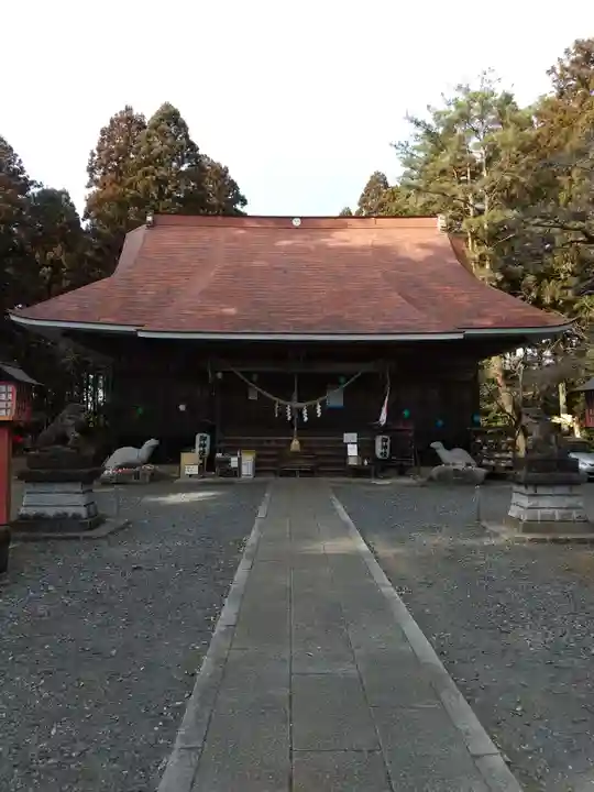 亀岡八幡宮の本殿・本堂