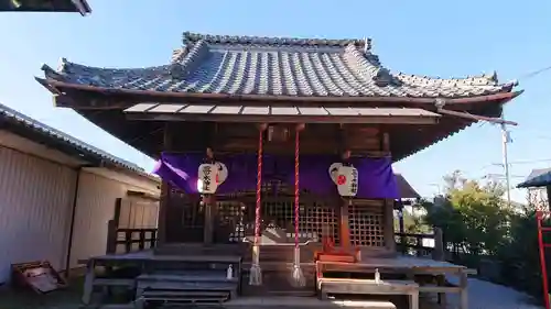 三ツ木神社の本殿・本堂