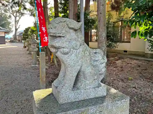 小宮神社の狛犬