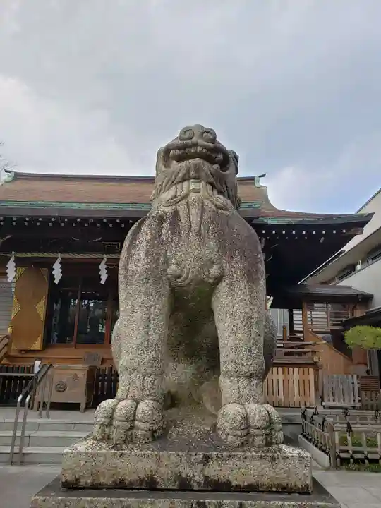 鎧神社の狛犬