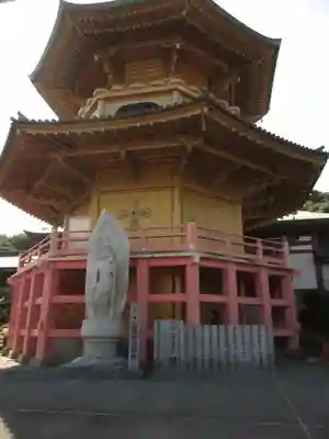 満願寺の本殿・本堂