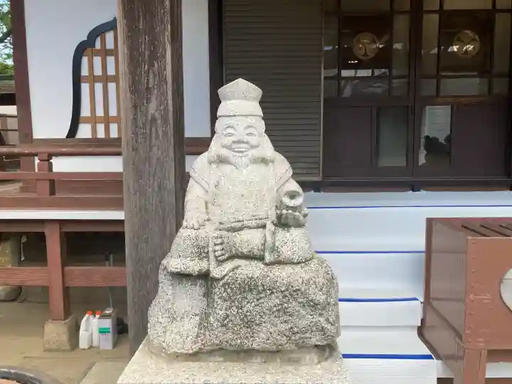 專念寺の{uncategorized: "未分類", other: "その他", undefined: "問題あり", building: "その他建物", grave: "お墓", sacred_gate: "鳥居", guardian: "狛犬", statue: "像", buddha: "仏像", history: "歴史", nature: "自然", garden: "庭園", animal: "動物", pagoda: "塔", temizu: "手水舎", mountain_gate: "山門・神門", sanctuary: "本殿・本堂", subordinate: "末社・摂社", art: "芸術", scenery: "景色", jizo: "地蔵", ema: "絵馬", goshuin: "御朱印", omikuji: "おみくじ", items: "授与品その他", amulet: "お守り", goshuincho: "御朱印帳", eats: "食事", festival: "お祭り", votive_dance: "神楽", shichigosan: "七五三参", wedding: "結婚式", experience: "体験その他", initially: "初詣", around: "周辺", anti_infection: "感染症対策"}