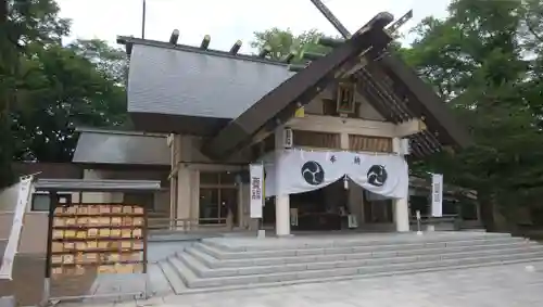 帯廣神社の本殿・本堂