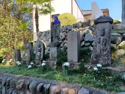 清照寺の{uncategorized: "未分類", other: "その他", undefined: "問題あり", building: "その他建物", grave: "お墓", sacred_gate: "鳥居", guardian: "狛犬", statue: "像", buddha: "仏像", history: "歴史", nature: "自然", garden: "庭園", animal: "動物", pagoda: "塔", temizu: "手水舎", mountain_gate: "山門・神門", sanctuary: "本殿・本堂", subordinate: "末社・摂社", art: "芸術", scenery: "景色", jizo: "地蔵", ema: "絵馬", goshuin: "御朱印", omikuji: "おみくじ", items: "授与品その他", amulet: "お守り", goshuincho: "御朱印帳", eats: "食事", festival: "お祭り", votive_dance: "神楽", shichigosan: "七五三参", wedding: "結婚式", experience: "体験その他", initially: "初詣", around: "周辺", anti_infection: "感染症対策"}