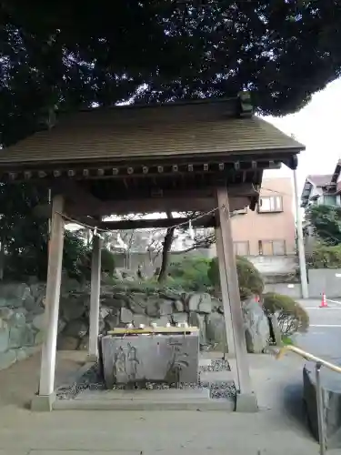 金ヶ作熊野神社の手水舎