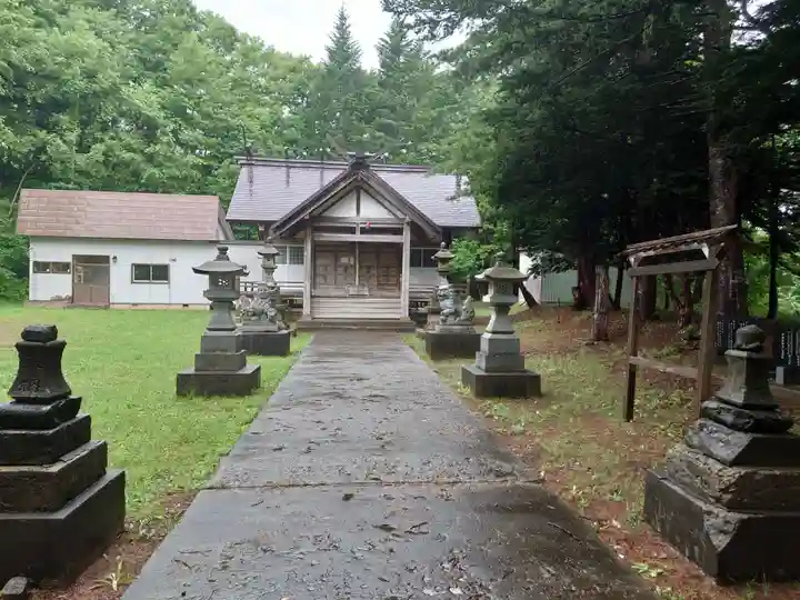 大鳥神社の本殿・本堂