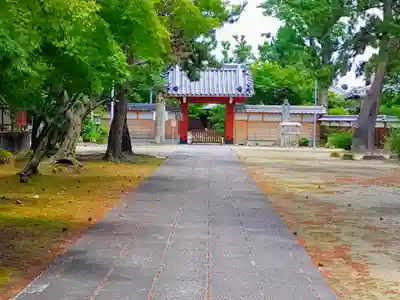 禅源寺の山門・神門