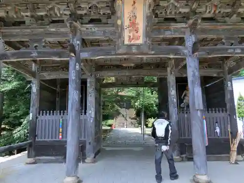 松尾寺の山門