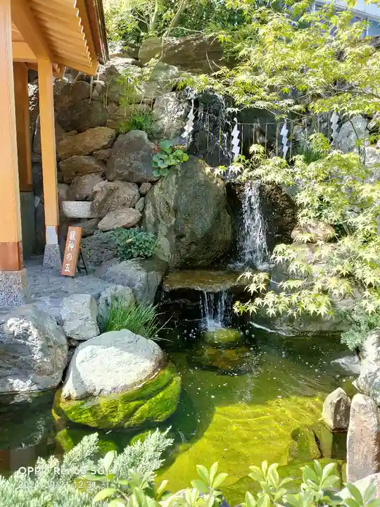 蛇窪神社の庭園