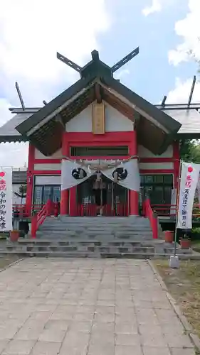 潮見ヶ岡神社の本殿・本堂