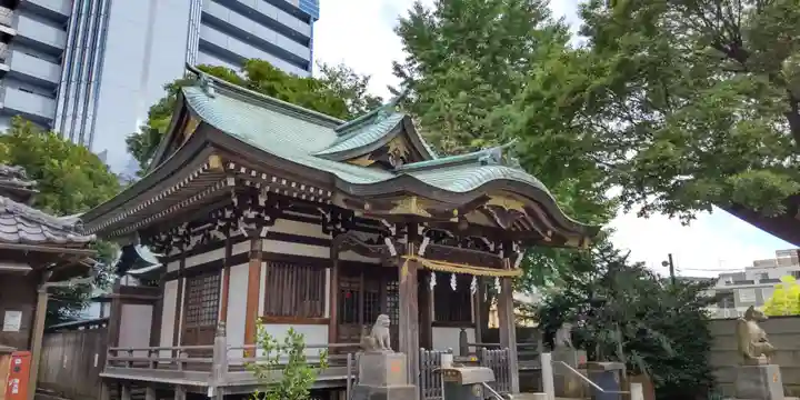 綾瀬稲荷神社の本殿・本堂