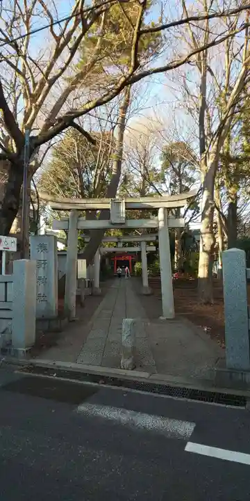 自由が丘熊野神社の鳥居