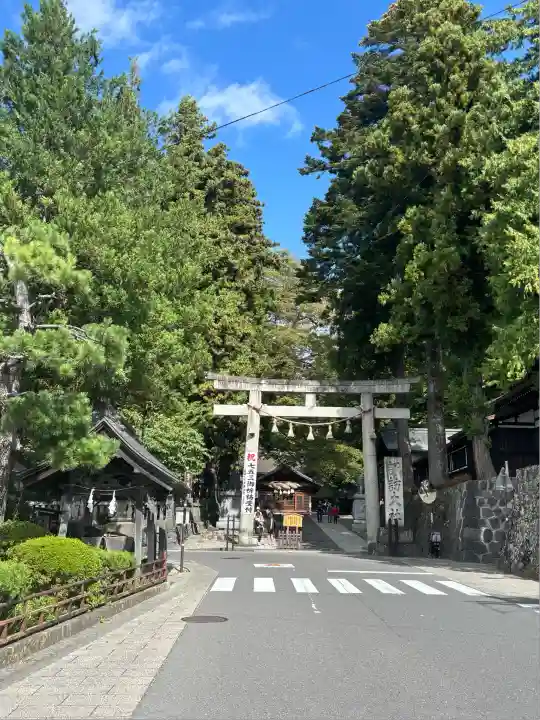 諏訪大社下社春宮(長野県)