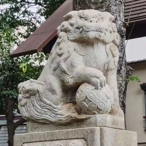 高円寺氷川神社の狛犬