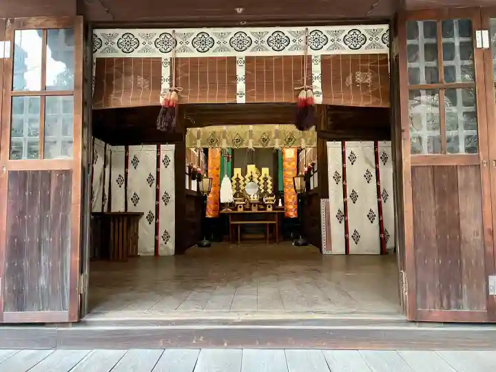 御園神社の{uncategorized: "未分類", other: "その他", undefined: "問題あり", building: "その他建物", grave: "お墓", sacred_gate: "鳥居", guardian: "狛犬", statue: "像", buddha: "仏像", history: "歴史", nature: "自然", garden: "庭園", animal: "動物", pagoda: "塔", temizu: "手水舎", mountain_gate: "山門・神門", sanctuary: "本殿・本堂", subordinate: "末社・摂社", art: "芸術", scenery: "景色", jizo: "地蔵", ema: "絵馬", goshuin: "御朱印", omikuji: "おみくじ", items: "授与品その他", amulet: "お守り", goshuincho: "御朱印帳", eats: "食事", festival: "お祭り", votive_dance: "神楽", shichigosan: "七五三参", wedding: "結婚式", experience: "体験その他", initially: "初詣", around: "周辺", anti_infection: "感染症対策"}