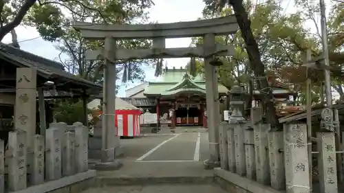 尾浜八幡神社の鳥居