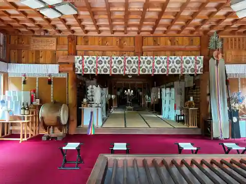 栗沢神社の本殿