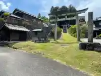 日枝神社 (甲南町稗谷)の{uncategorized: "未分類", other: "その他", undefined: "問題あり", building: "その他建物", grave: "お墓", sacred_gate: "鳥居", guardian: "狛犬", statue: "像", buddha: "仏像", history: "歴史", nature: "自然", garden: "庭園", animal: "動物", pagoda: "塔", temizu: "手水舎", mountain_gate: "山門・神門", sanctuary: "本殿・本堂", subordinate: "末社・摂社", art: "芸術", scenery: "景色", jizo: "地蔵", ema: "絵馬", goshuin: "御朱印", omikuji: "おみくじ", items: "授与品その他", amulet: "お守り", goshuincho: "御朱印帳", eats: "食事", festival: "お祭り", votive_dance: "神楽", shichigosan: "七五三参", wedding: "結婚式", experience: "体験その他", initially: "初詣", around: "周辺", anti_infection: "感染症対策"}