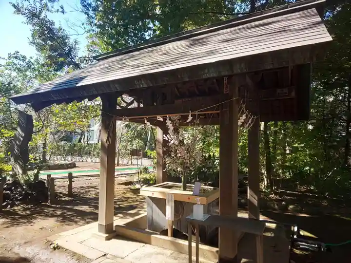 赤坂氷川神社の手水舎