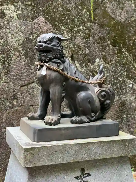 飛騨東照宮の狛犬