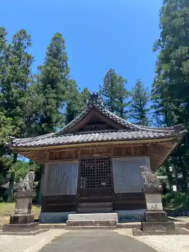 南宮神社の本殿