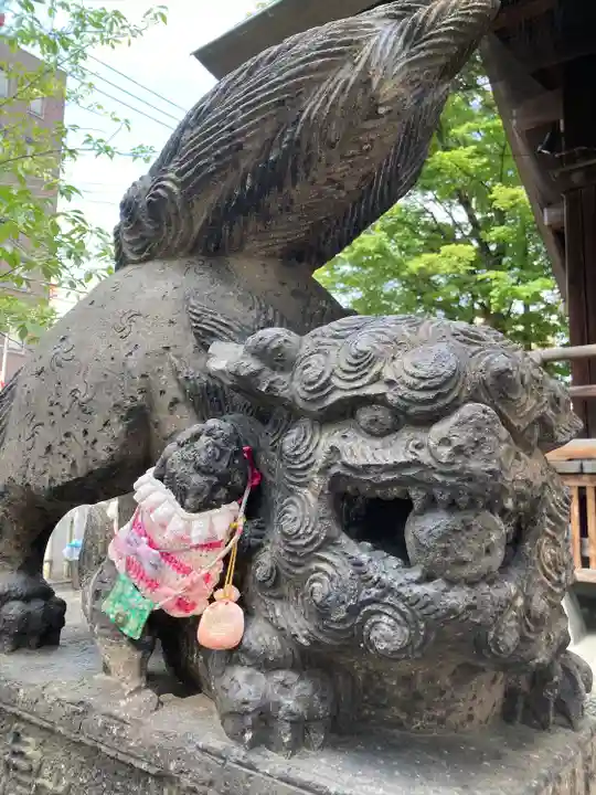北海道神宮頓宮の狛犬