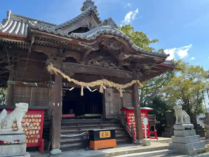 福島八幡宮の{uncategorized: "未分類", other: "その他", undefined: "問題あり", building: "その他建物", grave: "お墓", sacred_gate: "鳥居", guardian: "狛犬", statue: "像", buddha: "仏像", history: "歴史", nature: "自然", garden: "庭園", animal: "動物", pagoda: "塔", temizu: "手水舎", mountain_gate: "山門・神門", sanctuary: "本殿・本堂", subordinate: "末社・摂社", art: "芸術", scenery: "景色", jizo: "地蔵", ema: "絵馬", goshuin: "御朱印", omikuji: "おみくじ", items: "授与品その他", amulet: "お守り", goshuincho: "御朱印帳", eats: "食事", festival: "お祭り", votive_dance: "神楽", shichigosan: "七五三参", wedding: "結婚式", experience: "体験その他", initially: "初詣", around: "周辺", anti_infection: "感染症対策"}