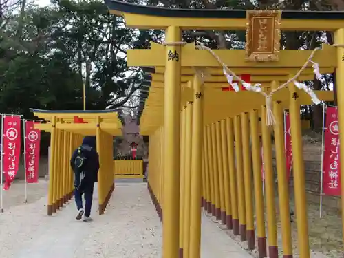 掘出神社の末社