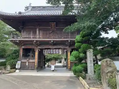 霊山寺の山門・神門