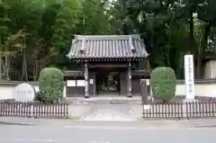 天台宗　長窪山　正覚寺の山門