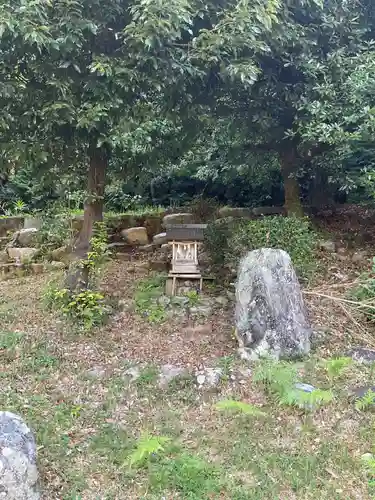 神明神社（大薮町）の末社・摂社