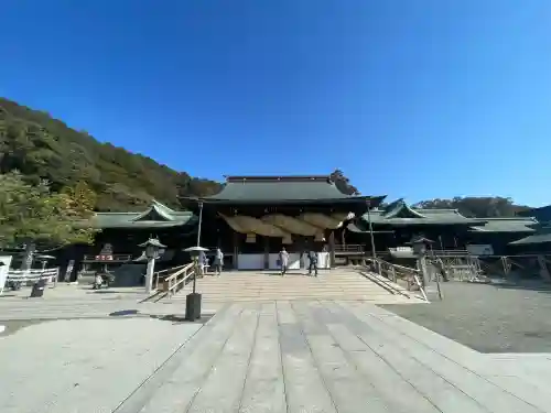 宮地嶽神社の{uncategorized: "未分類", other: "その他", undefined: "問題あり", building: "その他建物", grave: "お墓", sacred_gate: "鳥居", guardian: "狛犬", statue: "像", buddha: "仏像", history: "歴史", nature: "自然", garden: "庭園", animal: "動物", pagoda: "塔", temizu: "手水舎", mountain_gate: "山門・神門", sanctuary: "本殿・本堂", subordinate: "末社・摂社", art: "芸術", scenery: "景色", jizo: "地蔵", ema: "絵馬", goshuin: "御朱印", omikuji: "おみくじ", items: "授与品その他", amulet: "お守り", goshuincho: "御朱印帳", eats: "食事", festival: "お祭り", votive_dance: "神楽", shichigosan: "七五三参", wedding: "結婚式", experience: "体験その他", initially: "初詣", around: "周辺", anti_infection: "感染症対策"}