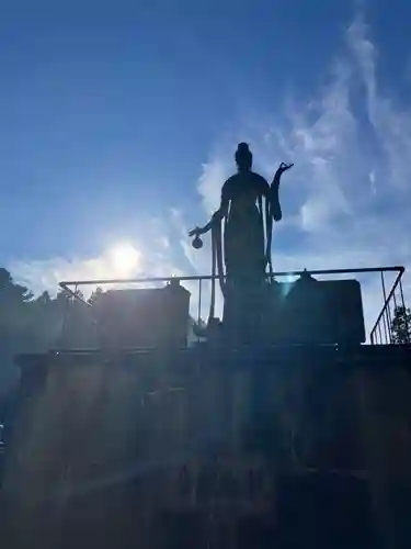 高野山金剛峯寺奥の院(和歌山県)