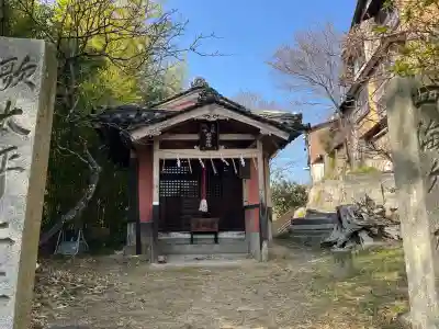 御袖天満宮の{uncategorized: "未分類", other: "その他", undefined: "問題あり", building: "その他建物", grave: "お墓", sacred_gate: "鳥居", guardian: "狛犬", statue: "像", buddha: "仏像", history: "歴史", nature: "自然", garden: "庭園", animal: "動物", pagoda: "塔", temizu: "手水舎", mountain_gate: "山門・神門", sanctuary: "本殿・本堂", subordinate: "末社・摂社", art: "芸術", scenery: "景色", jizo: "地蔵", ema: "絵馬", goshuin: "御朱印", omikuji: "おみくじ", items: "授与品その他", amulet: "お守り", goshuincho: "御朱印帳", eats: "食事", festival: "お祭り", votive_dance: "神楽", shichigosan: "七五三参", wedding: "結婚式", experience: "体験その他", initially: "初詣", around: "周辺", anti_infection: "感染症対策"}