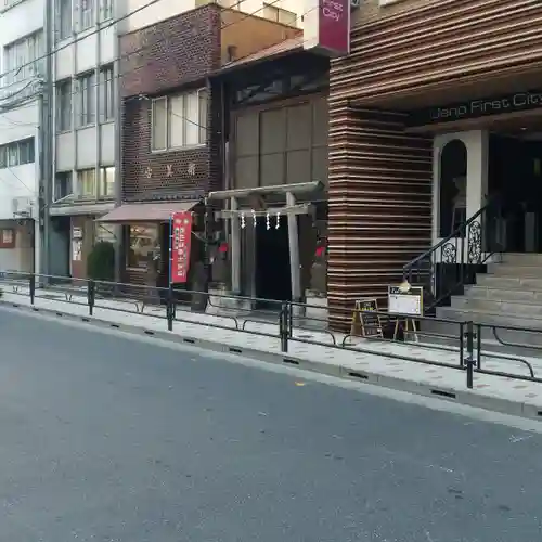 箭弓稲荷神社の鳥居