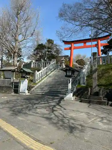 湯倉神社の{uncategorized: "未分類", other: "その他", undefined: "問題あり", building: "その他建物", grave: "お墓", sacred_gate: "鳥居", guardian: "狛犬", statue: "像", buddha: "仏像", history: "歴史", nature: "自然", garden: "庭園", animal: "動物", pagoda: "塔", temizu: "手水舎", mountain_gate: "山門・神門", sanctuary: "本殿・本堂", subordinate: "末社・摂社", art: "芸術", scenery: "景色", jizo: "地蔵", ema: "絵馬", goshuin: "御朱印", omikuji: "おみくじ", items: "授与品その他", amulet: "お守り", goshuincho: "御朱印帳", eats: "食事", festival: "お祭り", votive_dance: "神楽", shichigosan: "七五三参", wedding: "結婚式", experience: "体験その他", initially: "初詣", around: "周辺", anti_infection: "感染症対策"}