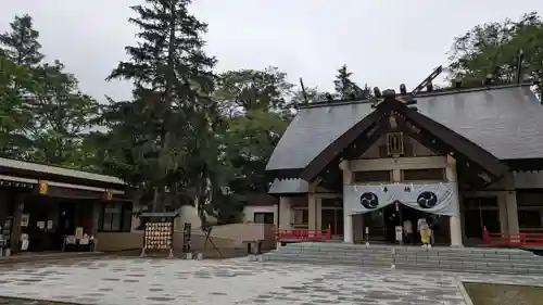 帯廣神社の本殿