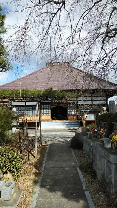 来迎寺の本殿・本堂