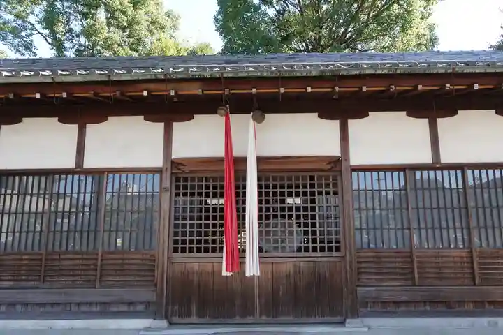 大神神社(粟殿)の本殿・本堂