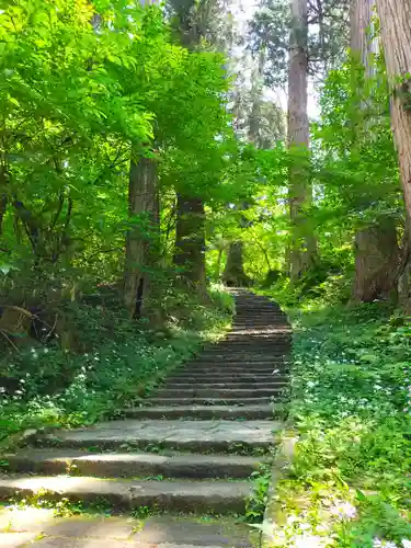 出羽神社(出羽三山神社)～三神合祭殿～(山形県)